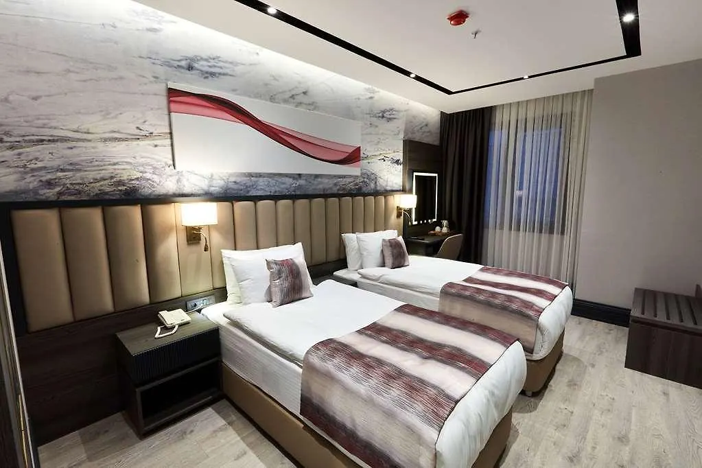 Ramada By Wyndham Istanbul Umraniye Otel