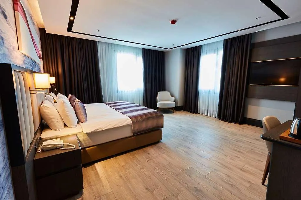 Ramada By Wyndham Istanbul Umraniye Otel Türkiye