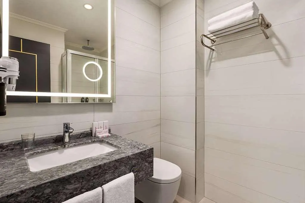 Ramada By Wyndham Istanbul Umraniye Otel