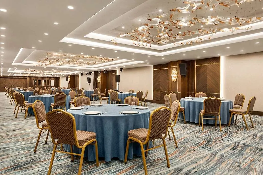 Ramada By Wyndham Istanbul Umraniye Otel